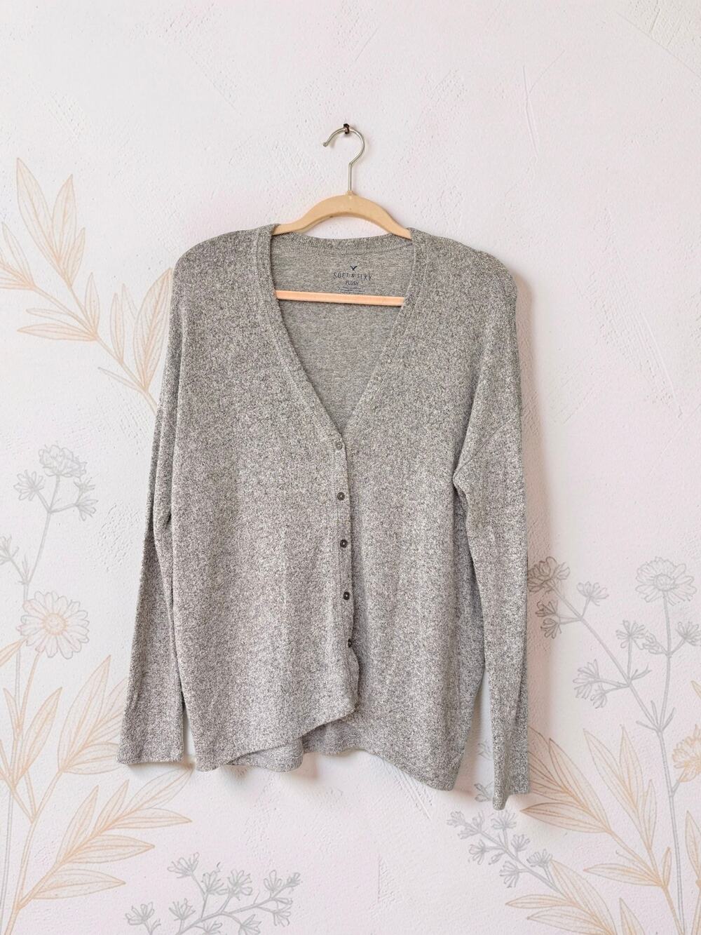 American Eagle Soft & Sexy Plush Cardigan Womens M Gray Button Front Sweater